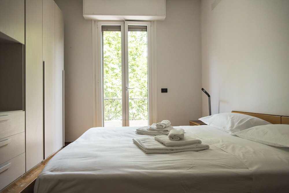 Фото 2 Bedrooms Flat near Bocconi, Iulm, Navigli