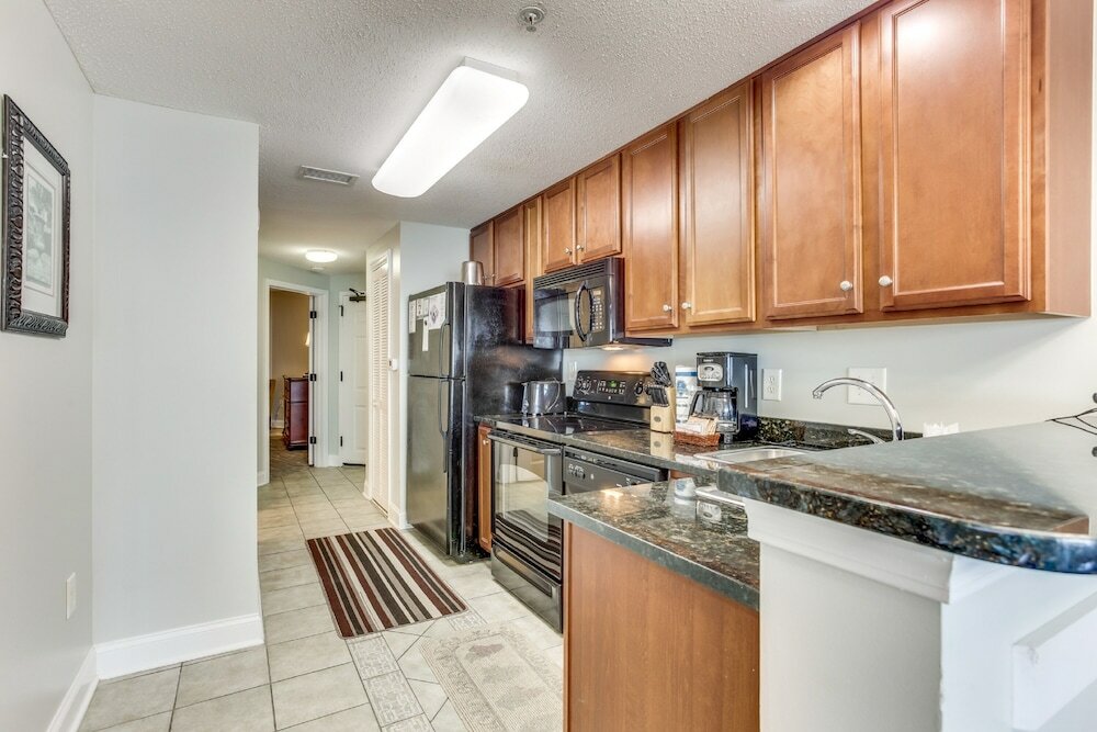 Фото Beachfront Anderson Condos by Hosteeva