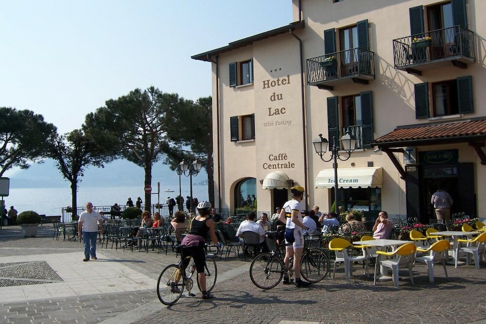 Фото отеля 3