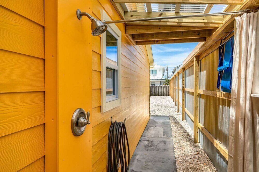 Фото Sunset Escapes B