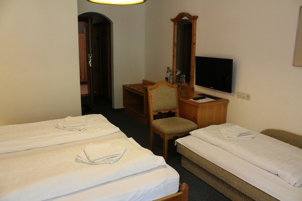 Фото Sporthotel Dachstein West