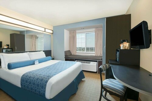 Гостиница Microtel Inn & Suites by Wyndham Stanley