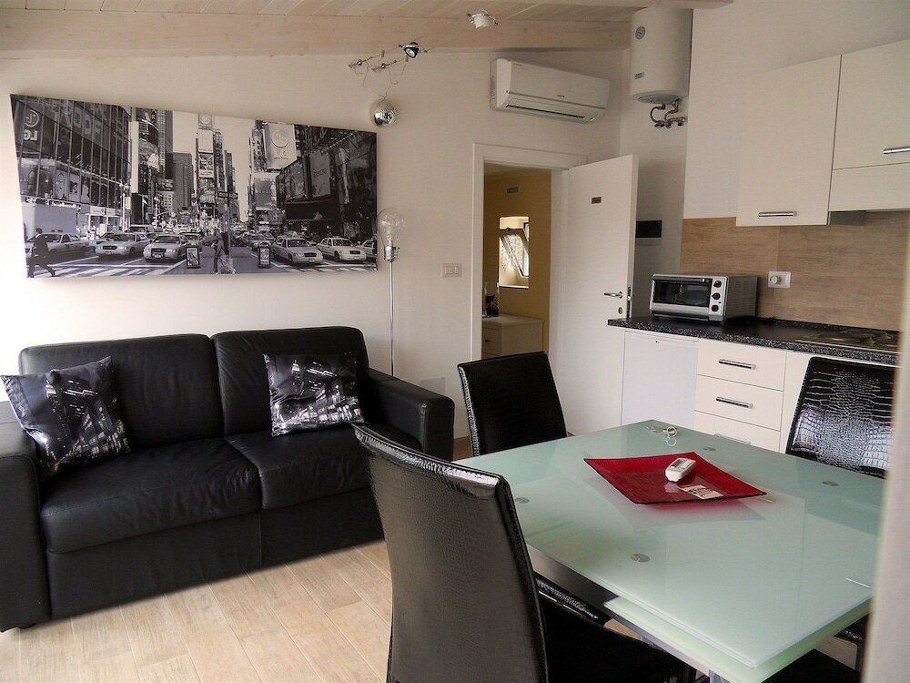 Фото Albergo Diffuso Dimora Rossi