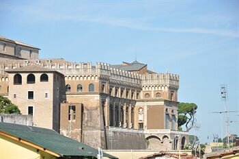 Гостиница Le Suite Di VIA Ottaviano - Suite in Rome B&b