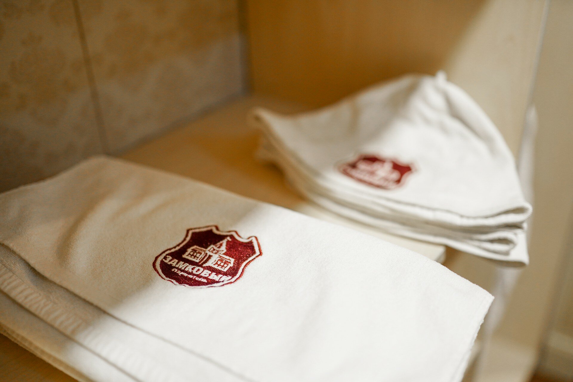 Фото Замковый