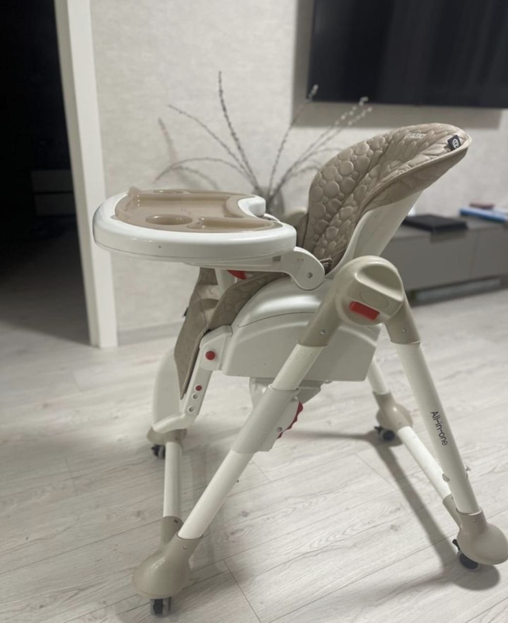 Фото Вгости