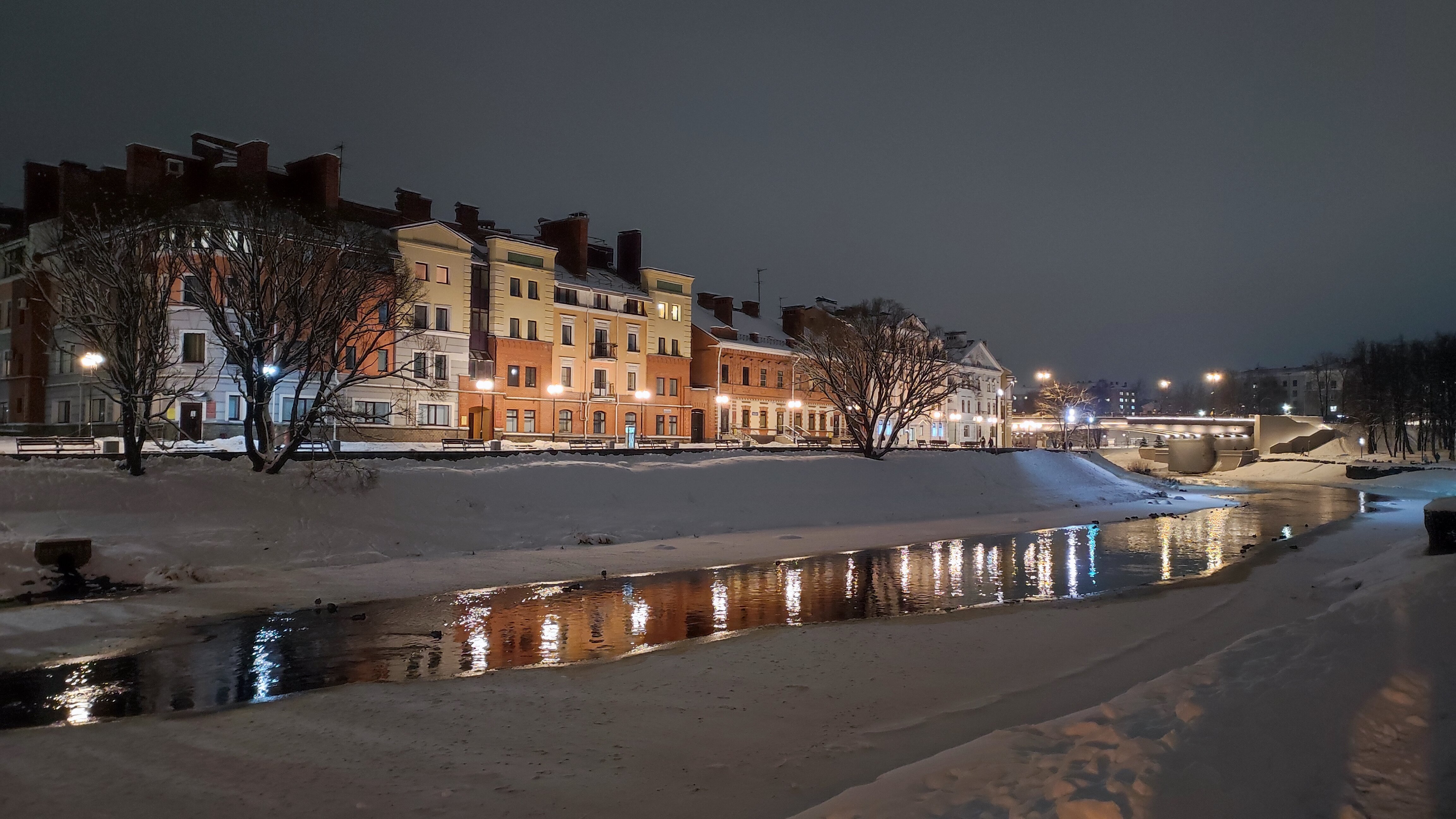 Фото Золотая набережная