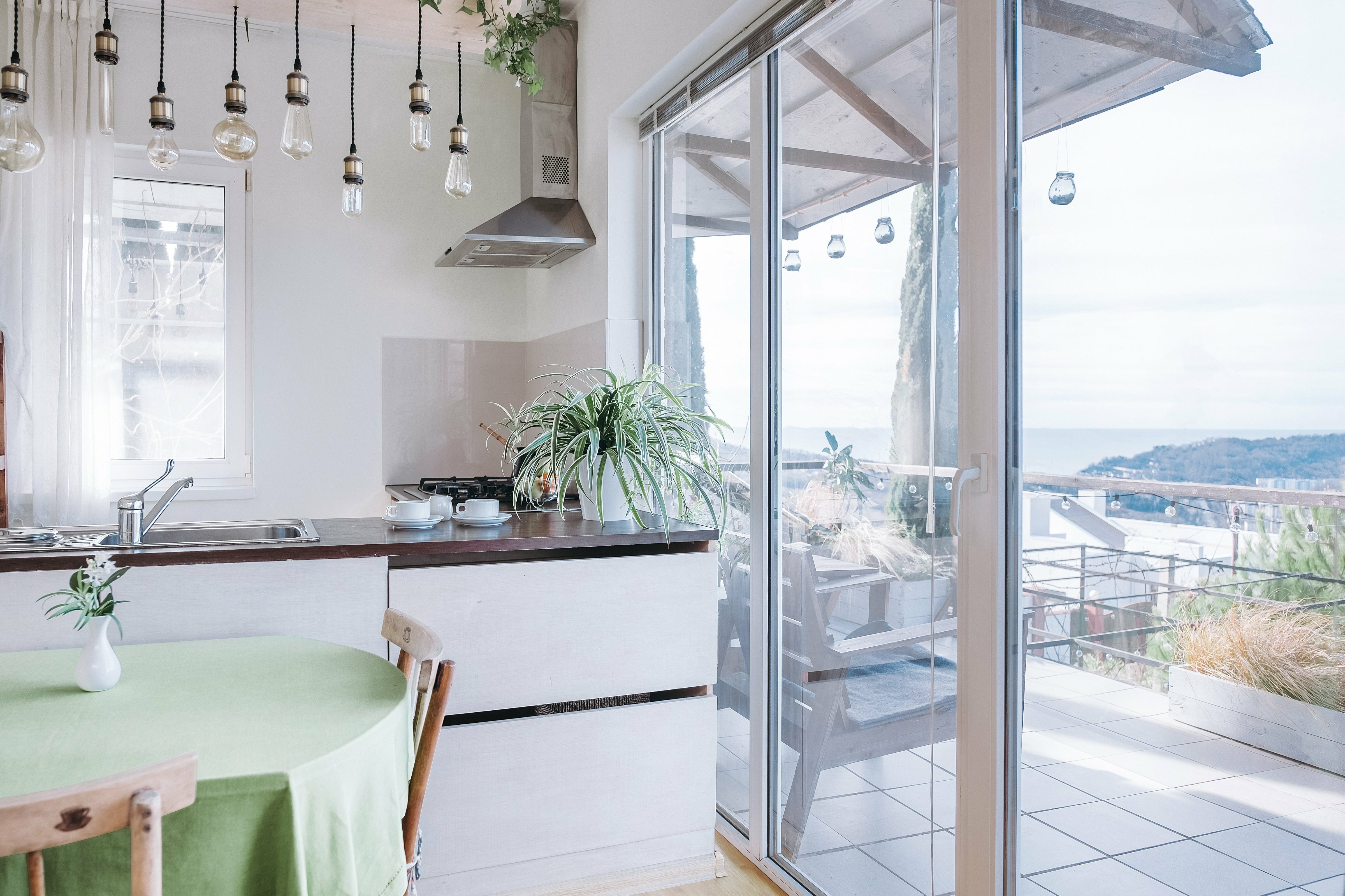 Фото Дом с Кипарисами в горах с видом на море