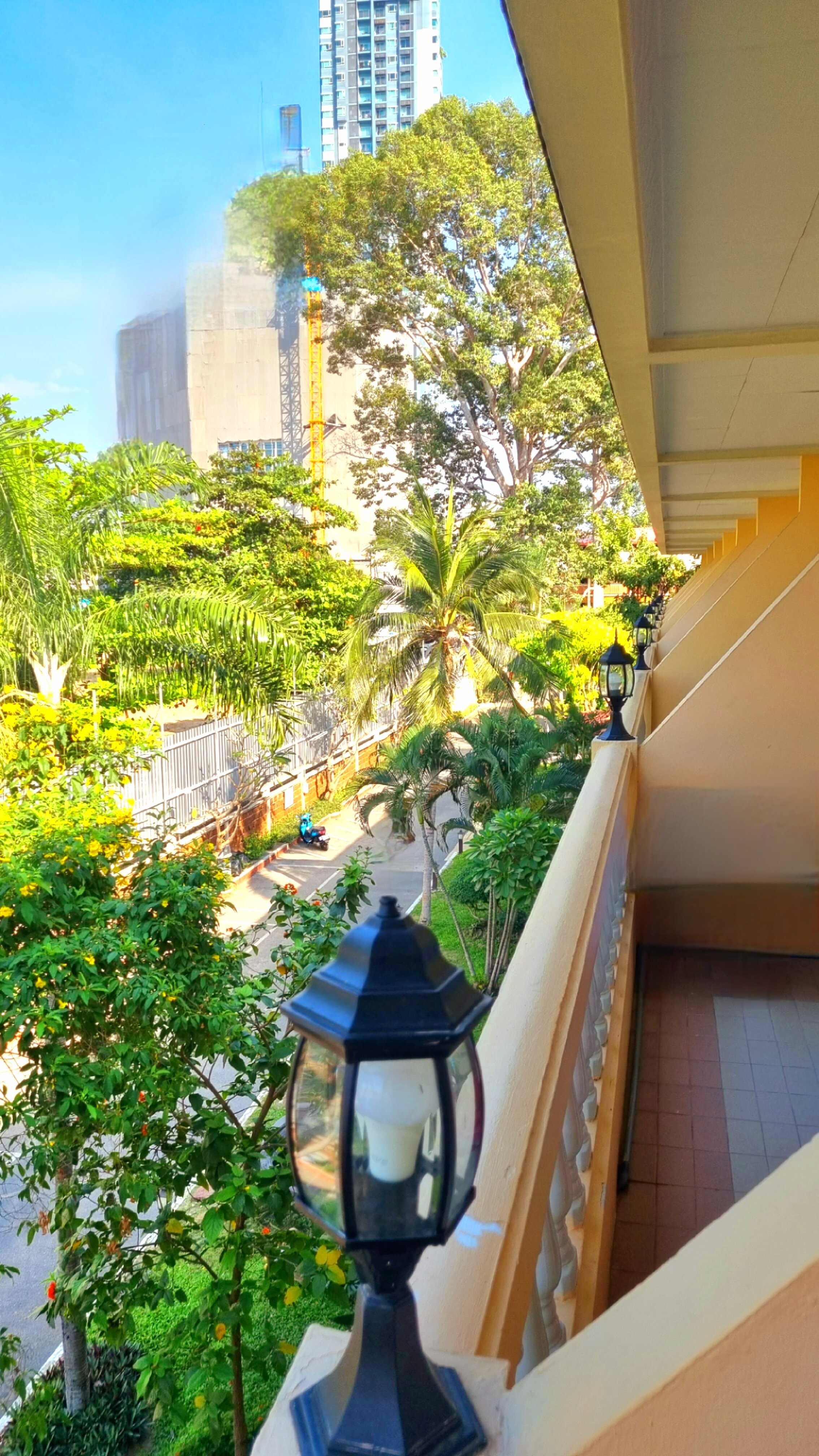 Фото Twin Palms Resort