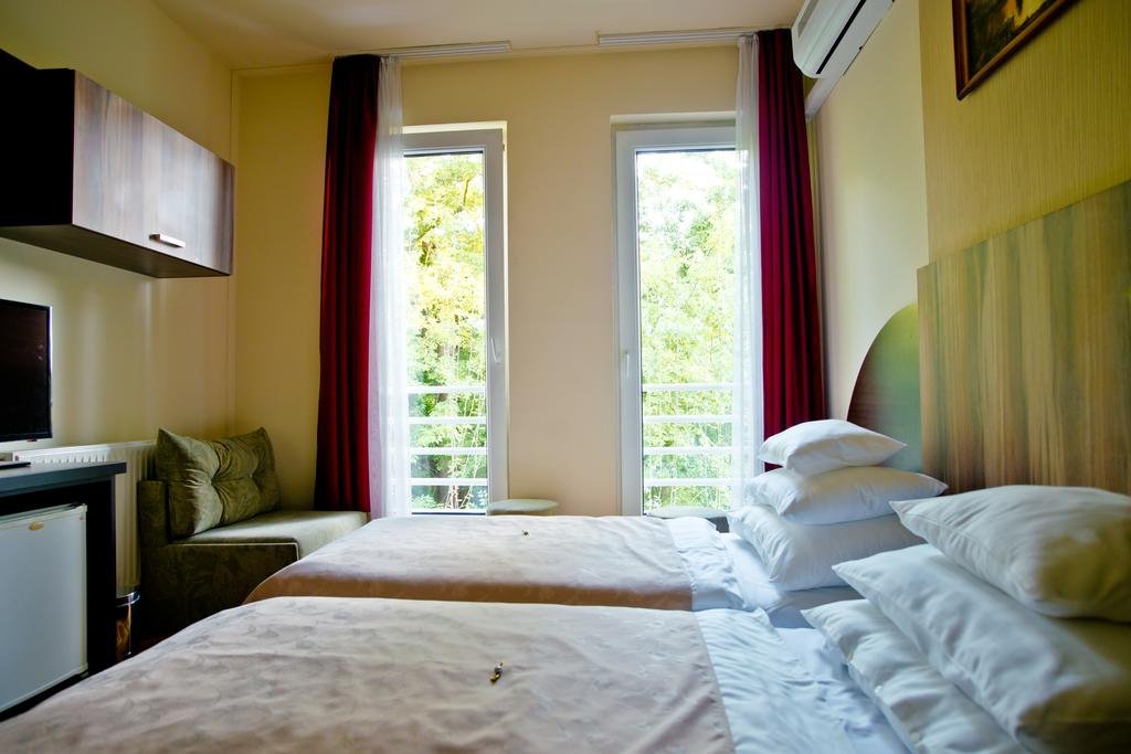 Фото Fenyves Szálloda és Konferencia-Központ