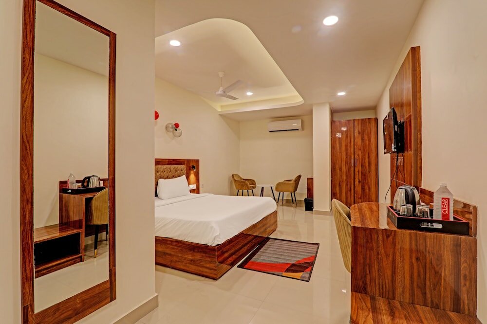 Фото Hotel Heera Grand