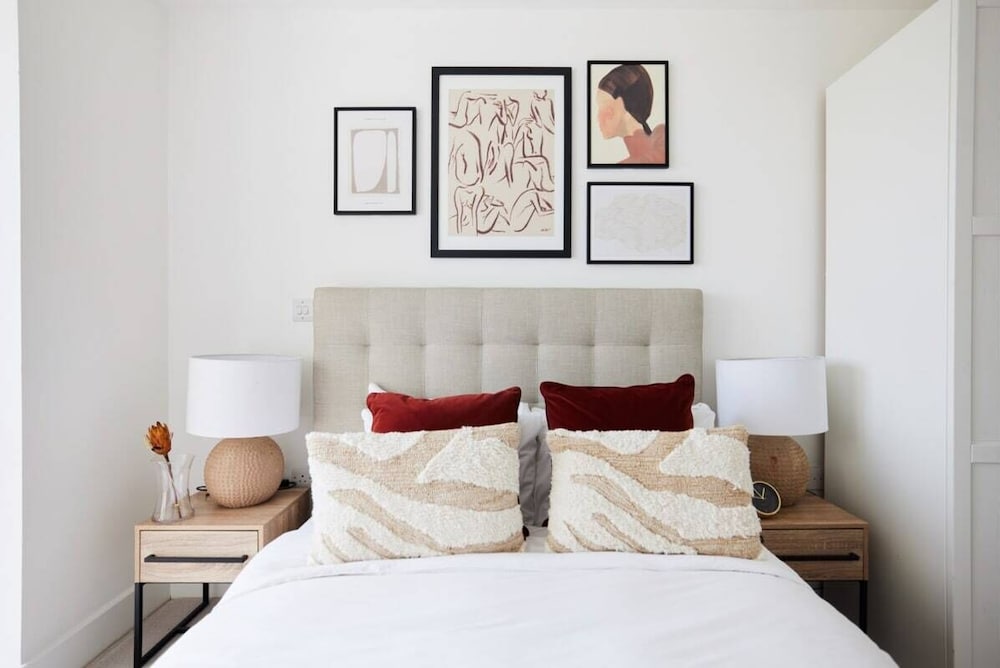 Фото The Albert Embankment Escape - Breathtaking 2bdr Flat With Balcony