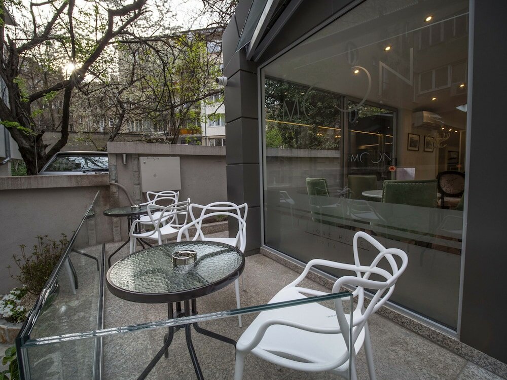 Фото The Moon Boutique Hotel