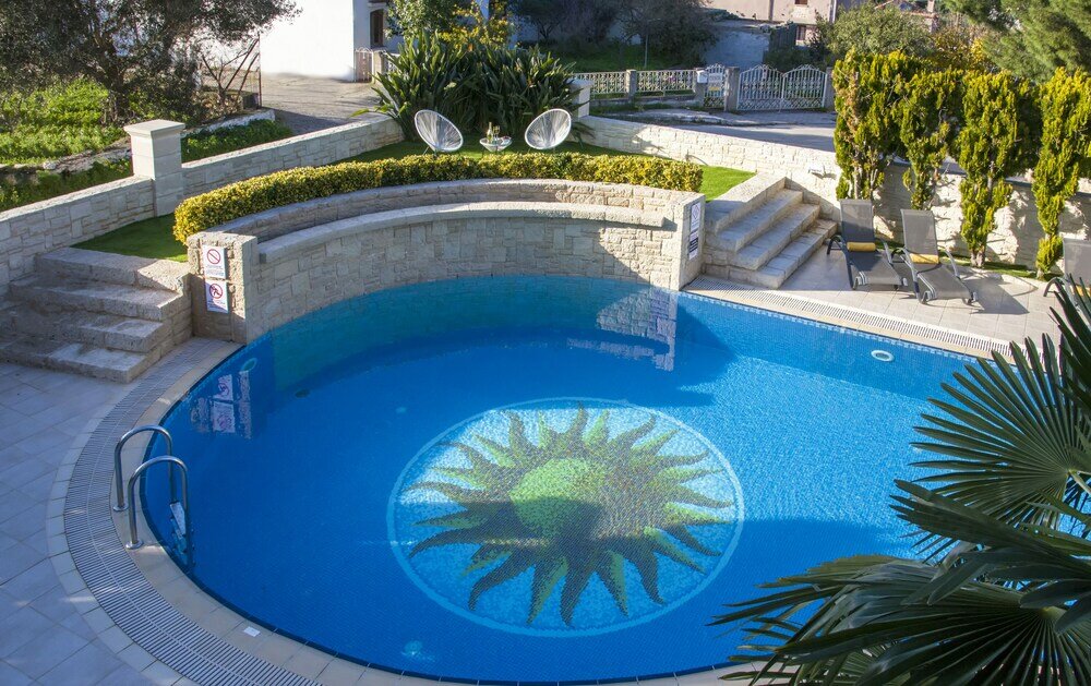 Фото Artdeco Luxury Suites