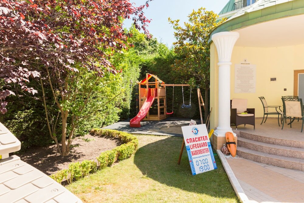 Фото Hotel Romance & Family Suites