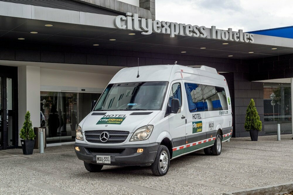 Hotel City Express Plus, Bogota, photo