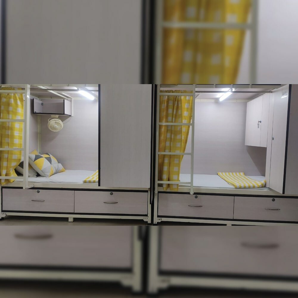 Фото Abuzz Oxfordcaps Bannerghatta - Campus Accommodation