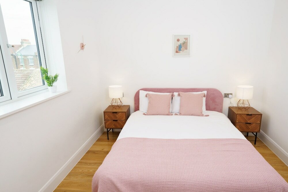 Фото Panther House by Oval