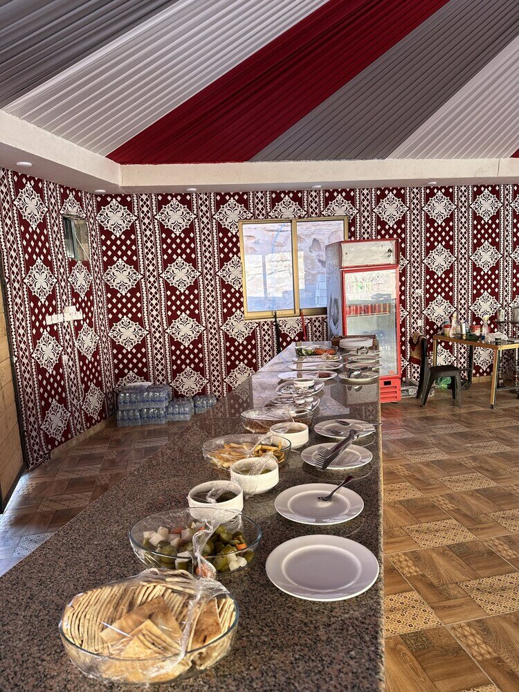 Фото Camp Emilia Rum