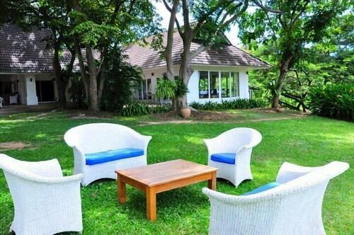 Гостиница Tamarind Lake Villa в Саттахипе