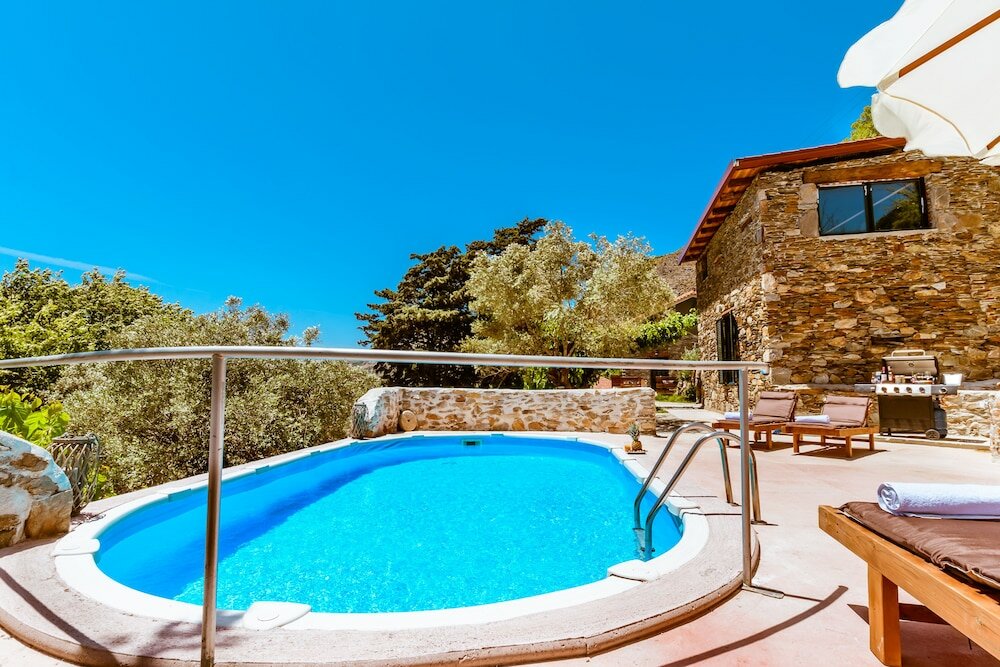 Фото Ellafos Traditional Living