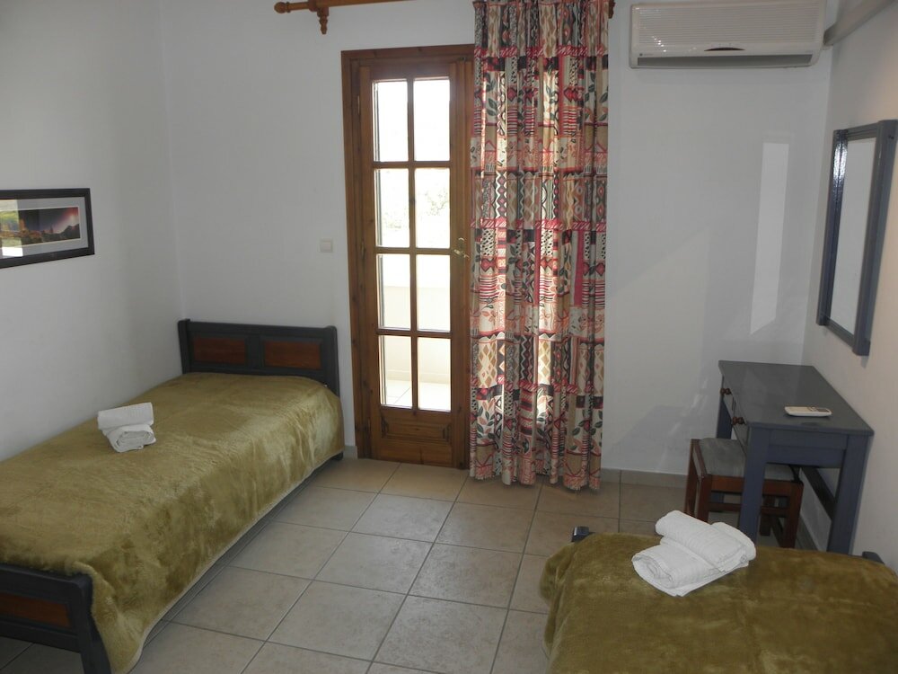 Фото Lakonia Bay - Apartments