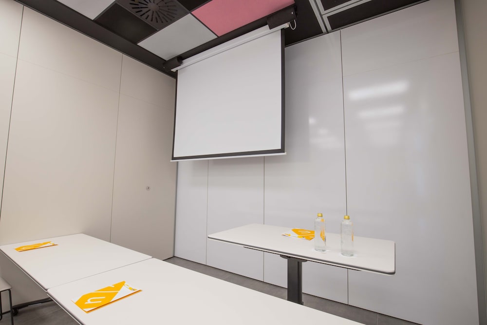 Фото Villa Alojamiento y Congresos - Villa Universitaria