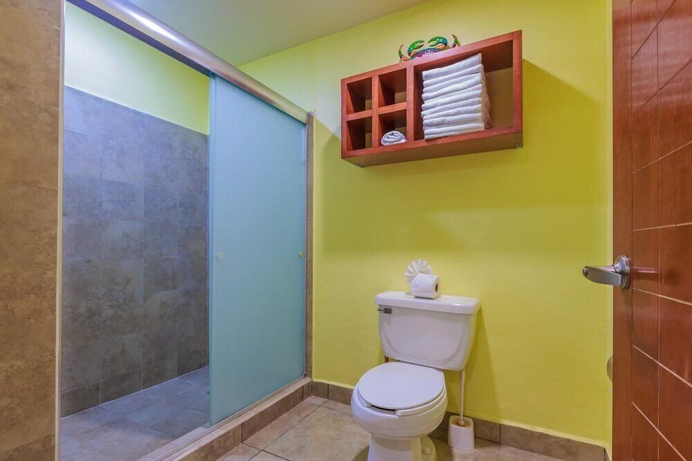 Фото Ixchel - Ground Floor One Bedroom Suite 2108