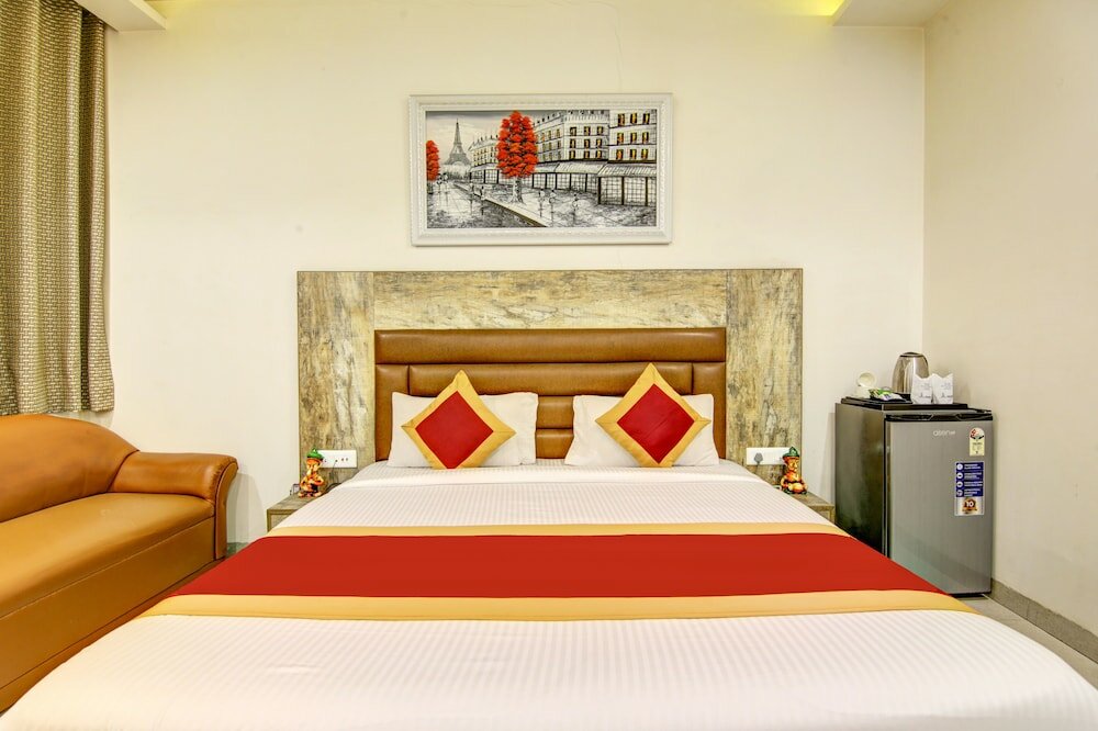 Фото Gracious by Vishesh Hotels & Home Stay