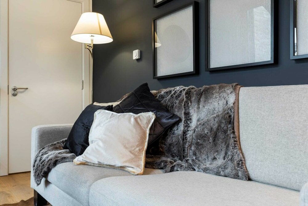 Фото Modern and Designed 2 Bedroom Apartment With Terrace Notting Hill