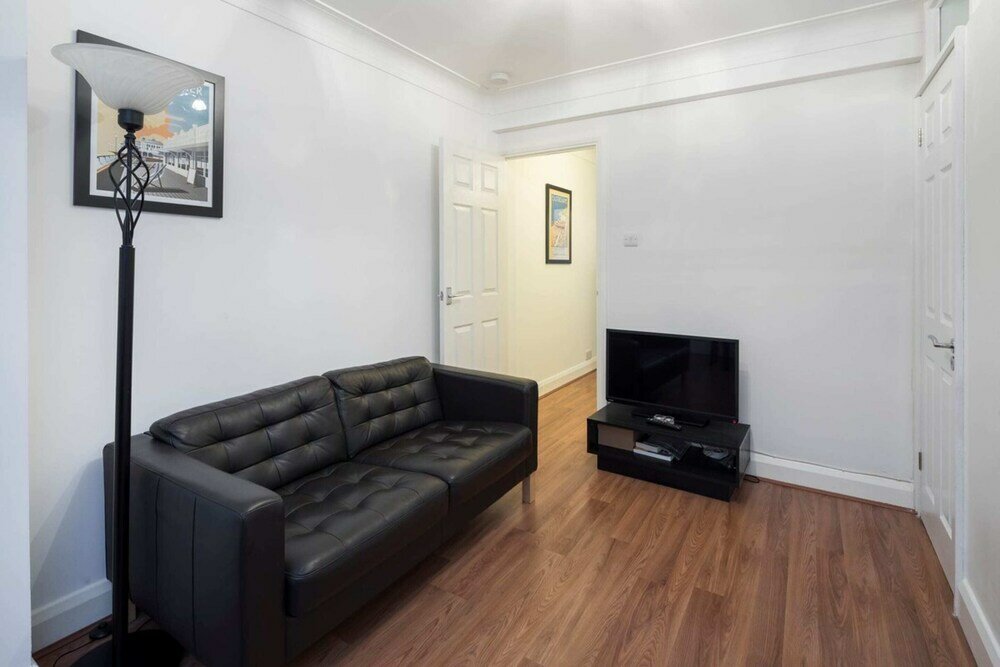 Фото Smart 2 Bed Apartment near Oxford Street & Hyde Park