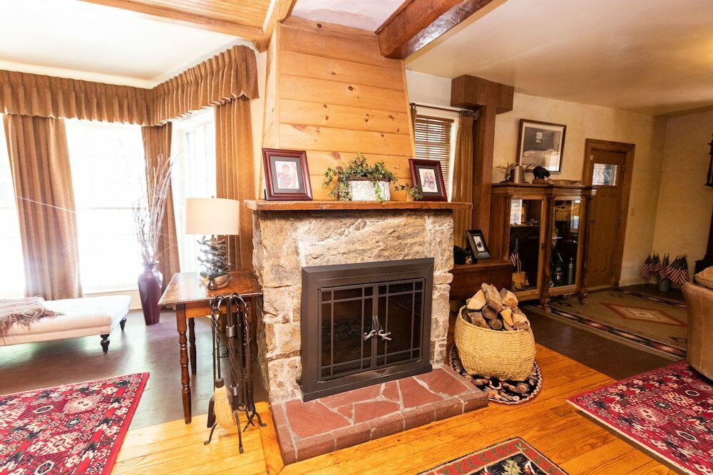 Фото Waybury Inn