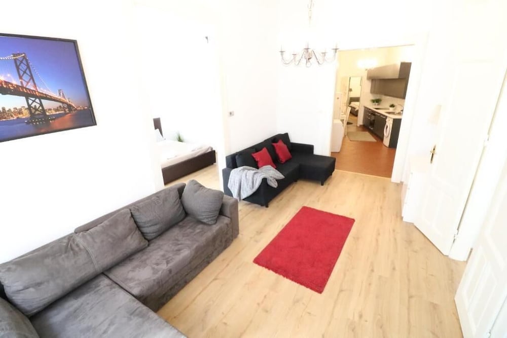 Фото Real Apartments Wesselenyi 10