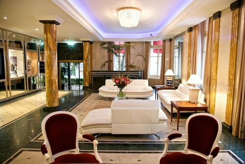 Гостиница Carlton Lausanne Boutique Hotel в Лозанне