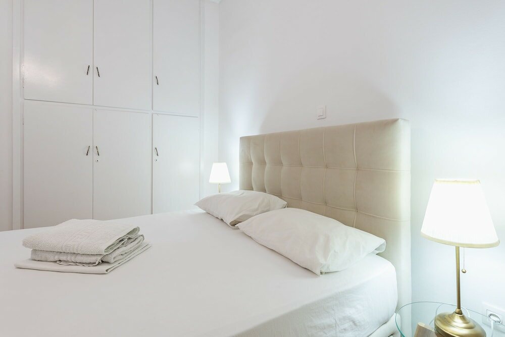 Фото Victoria Diamond Suites Apartments