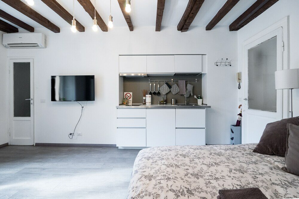 Фото Milano Apartments - Navigli Porta Genova