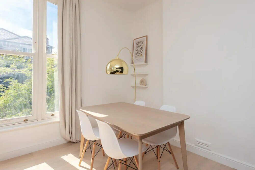 Фото The Perfect 2 Bedroom Family Apartment in West Hackney