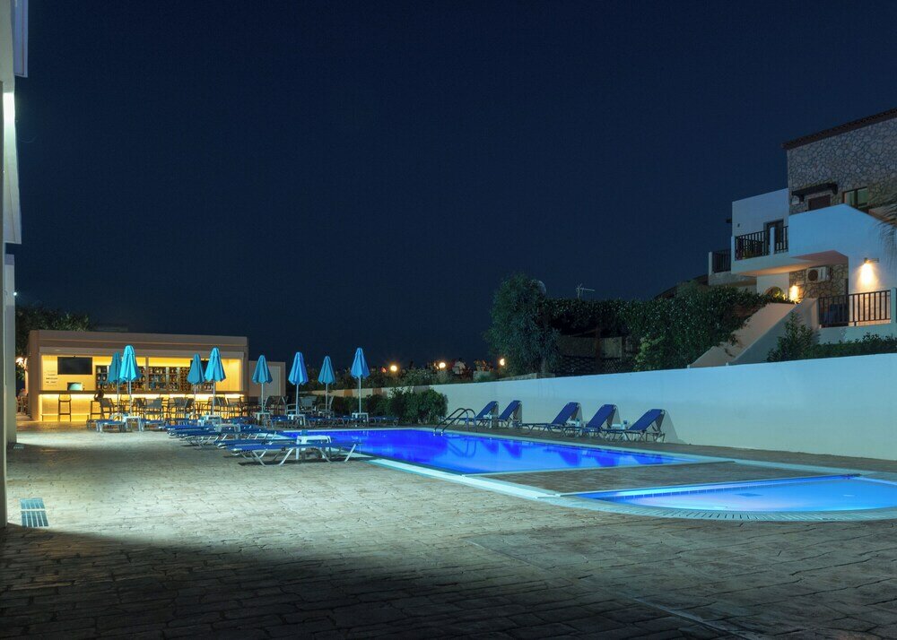 Фото Amaryllis Beach House