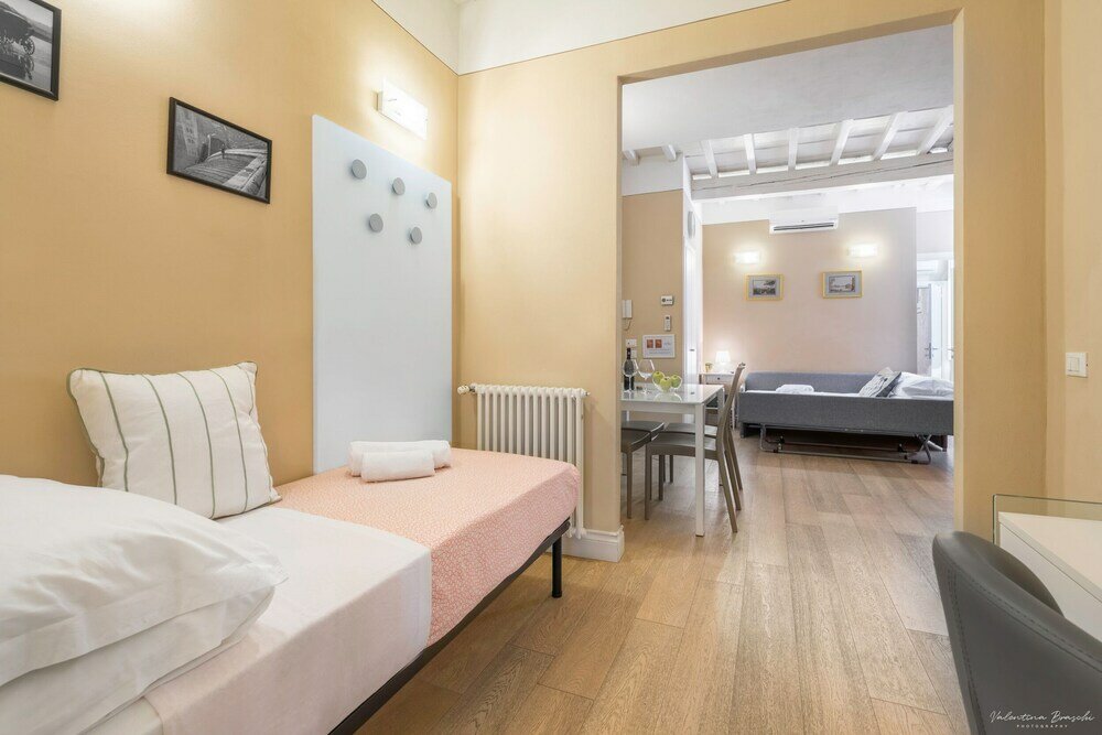 Фото Wine Apartments Florence Nebbiolo