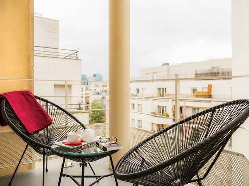 Гостиница Hôtel Mercure Paris Pont de Levallois Neuilly в Леваллуа-Перре