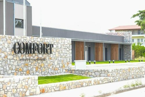 Гостиница Comfort Suites and Rooms в Лариссе