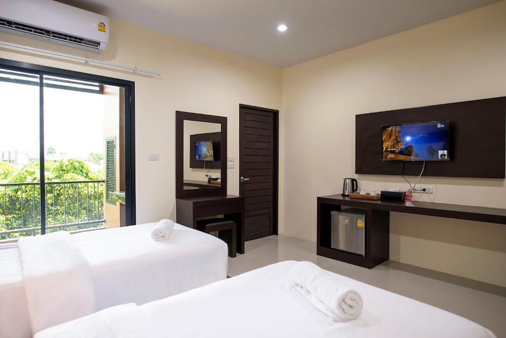 Фото Thip Thip Hotel
