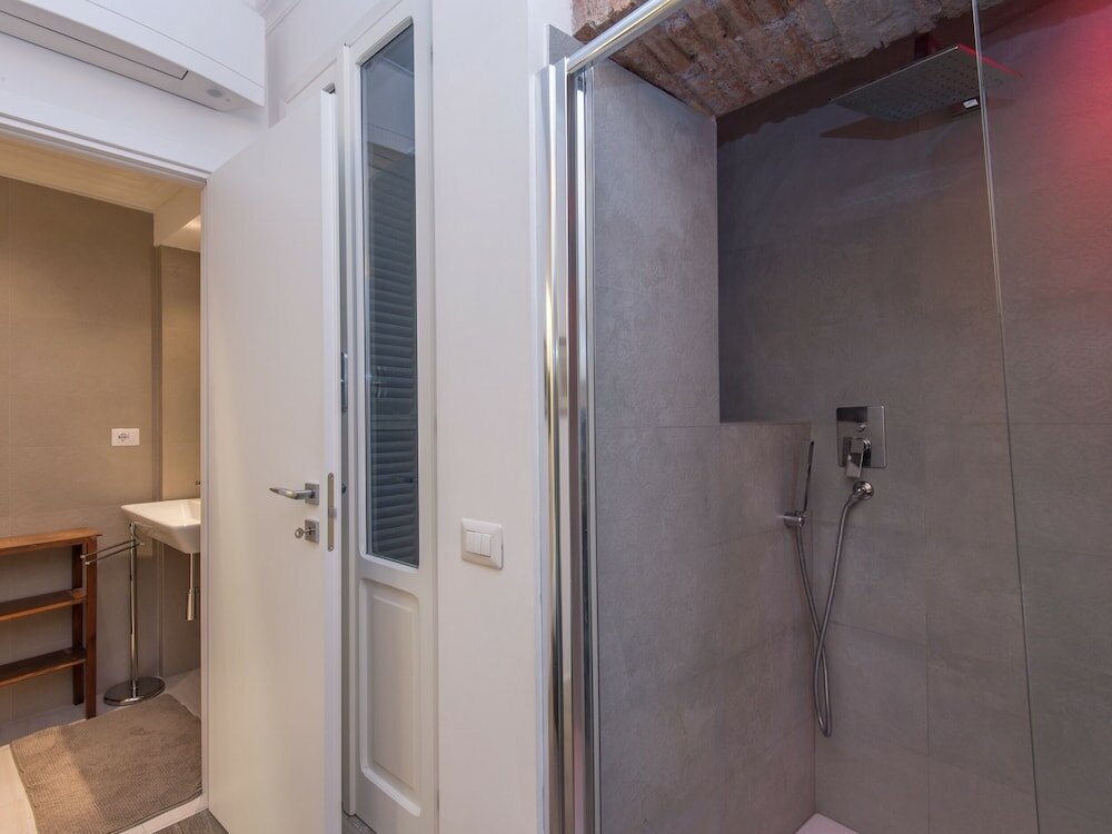 Фото Rsh Luxury One Bedroom Fori Imperiali