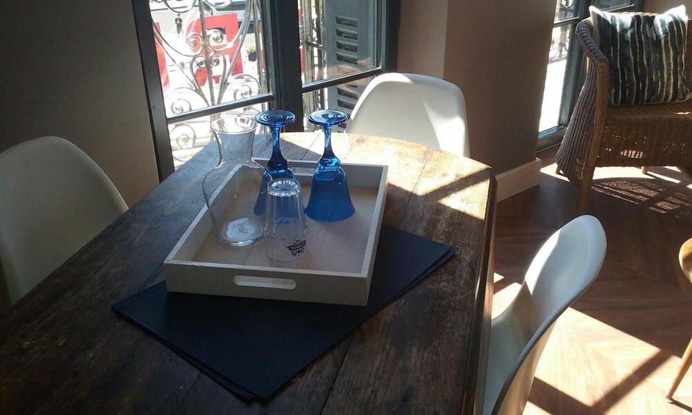 Фото Le Bristol Gites urbains