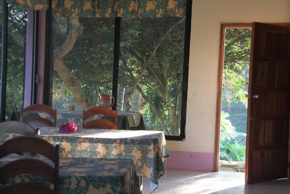 Фото Davis Falls Inn