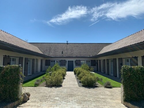 Гостиница Le Clos 24 в Фонтенбле
