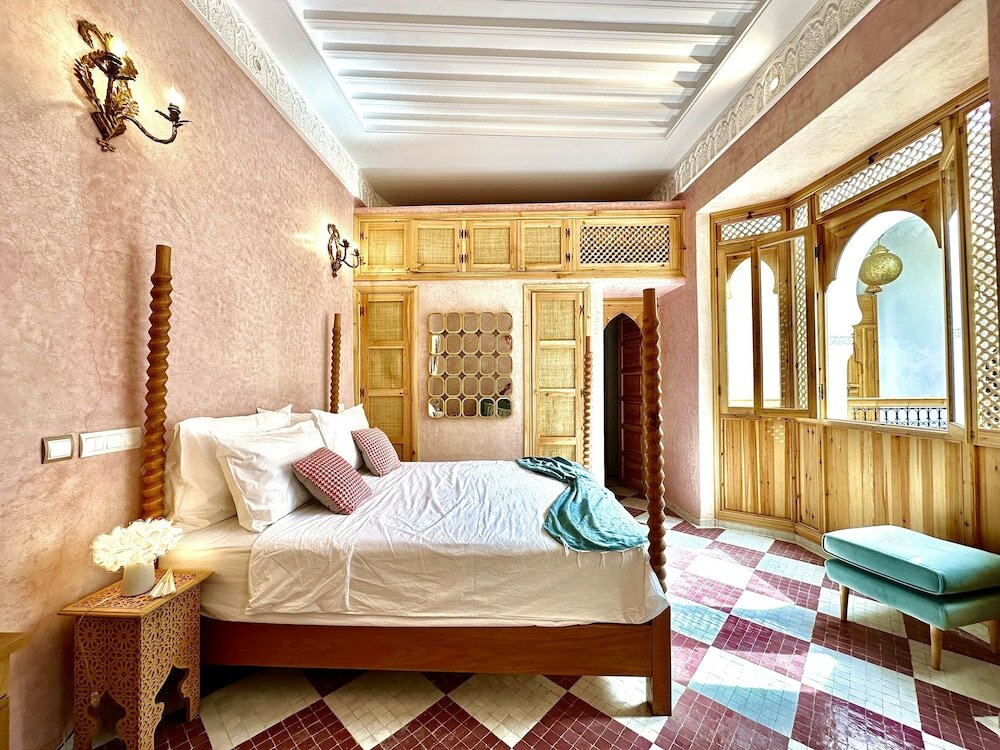 Фото Riad LallaBaya