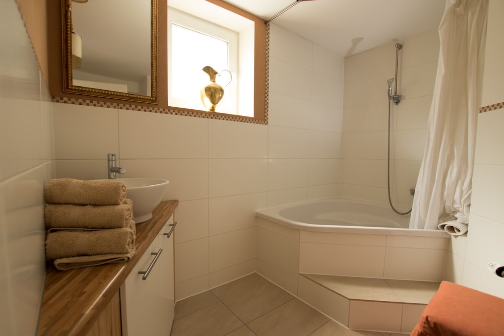 Фото A-domo Apartments Mülheim - Serviced Apartments & Flats - short or longterm - single or grouptravel