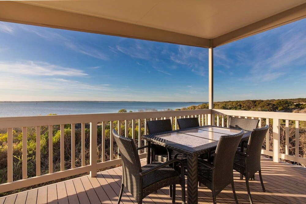 Фото Venus Bay Beachfront Tourist Park