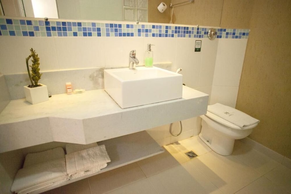 Фото Hotel Royal Plaza